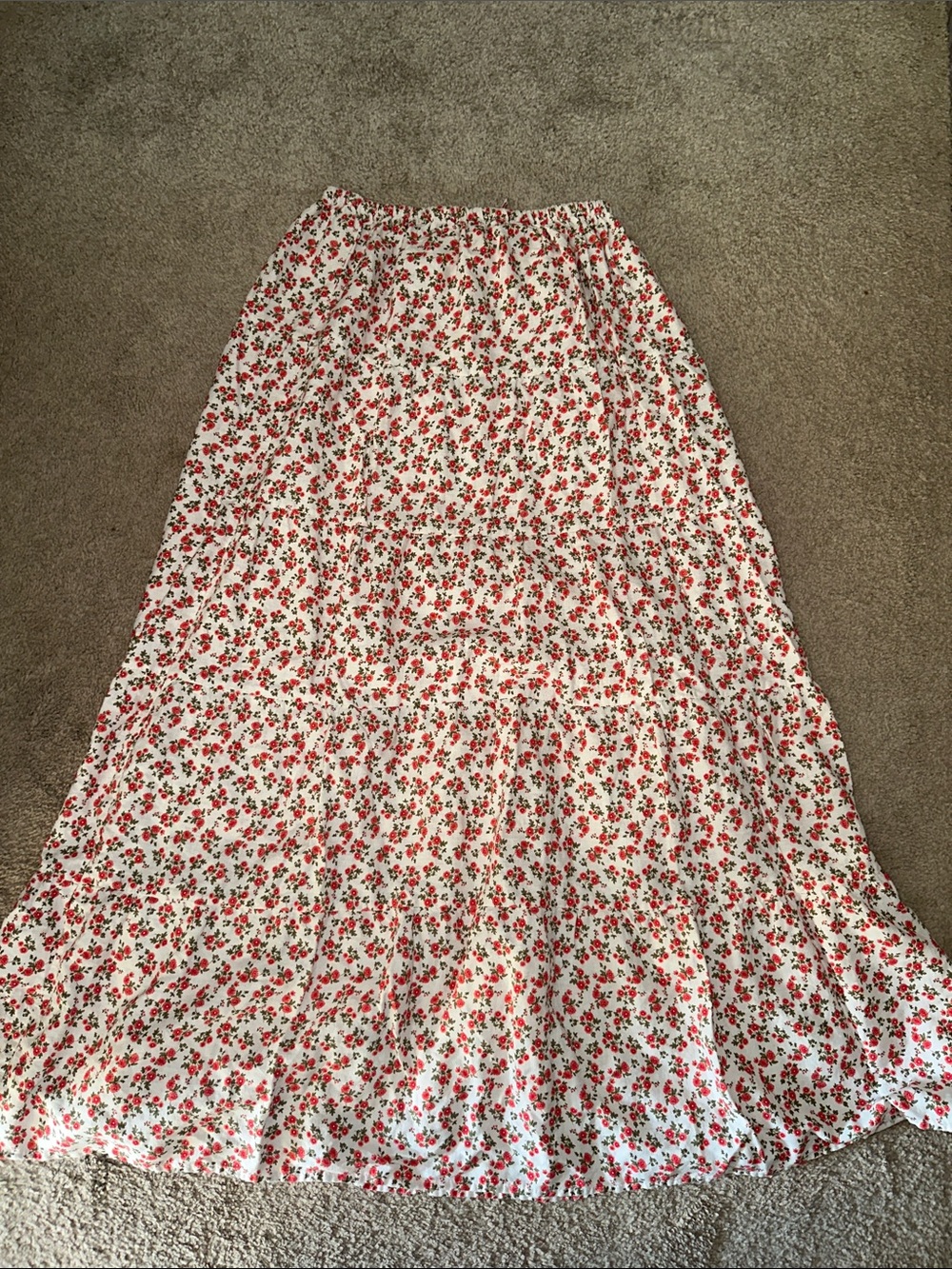 Cotton On White Maxi Skirt with Red Floral Print - Picture 4 of 6